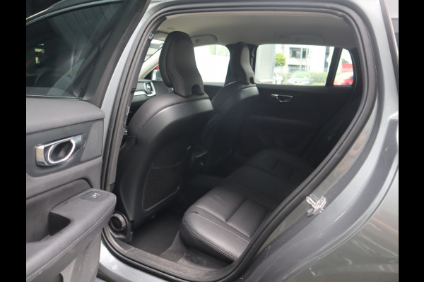 Volvo V60 2.0 T5 Momentum Navi / Climate / Elek trekh / Stoelverw / BTW auto /