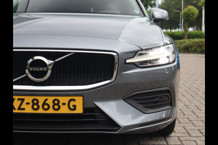 Volvo V60 2.0 T5 Momentum Navi / Climate / Elek trekh / Stoelverw / BTW auto /