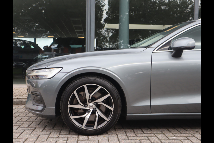 Volvo V60 2.0 T5 Momentum Navi / Climate / Elek trekh / Stoelverw / BTW auto /