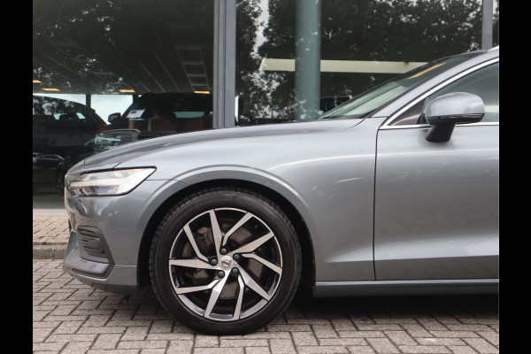 Volvo V60 2.0 T5 Momentum Navi / Climate / Elek trekh / Stoelverw / BTW auto /
