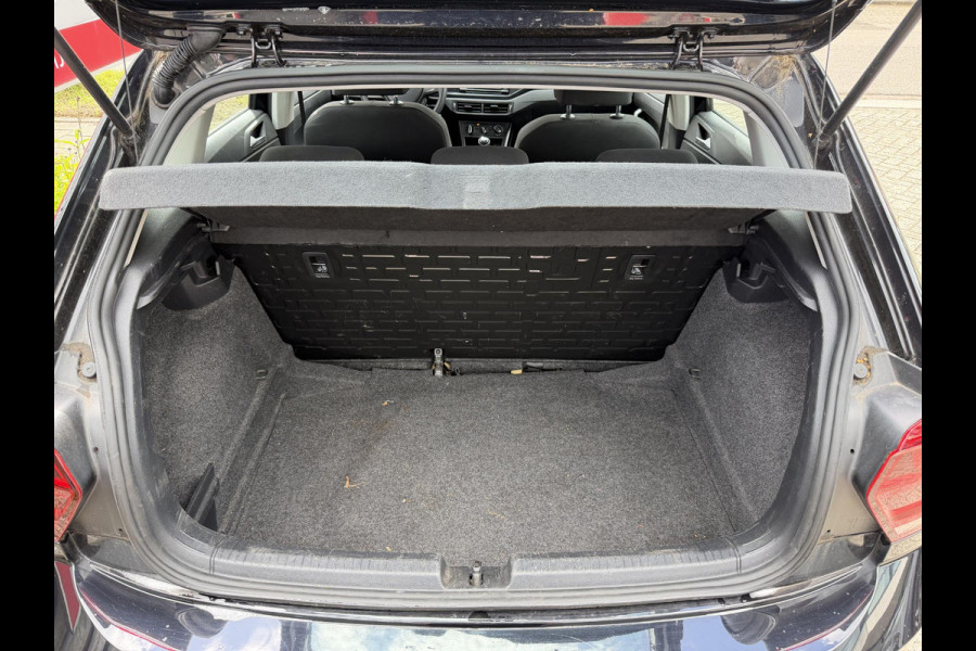 Volkswagen Polo 1.0 MPI Comfortline Business 5DRS 16"/Airco/Regen & Lichtsensor/Centrale vergrendeling/Bluetooth