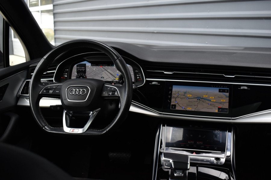 Audi Q7 60 TFSI e Quattro 462pk Competition | Panorama | 22'' Wielen | Matrix | Keyless entry | Camera |