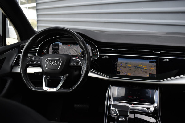 Audi Q7 60 TFSI e Quattro 462pk Competition | Panorama | 22'' Wielen | Matrix | Keyless entry | Camera |
