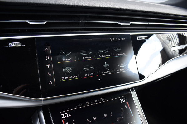 Audi Q7 60 TFSI e Quattro 462pk Competition | Panorama | 22'' Wielen | Matrix | Keyless entry | Camera |