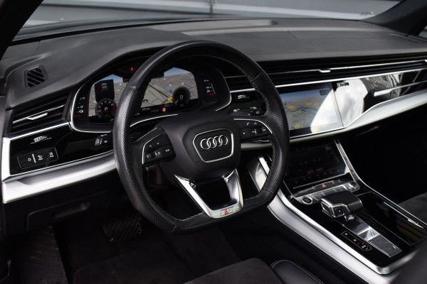 Audi Q7 60 TFSI e Quattro 462pk Competition | Panorama | 22'' Wielen | Matrix | Keyless entry | Camera |