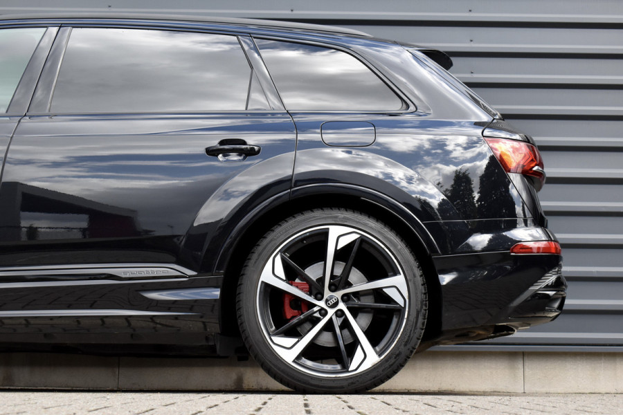 Audi Q7 60 TFSI e Quattro 462pk Competition | Panorama | 22'' Wielen | Matrix | Keyless entry | Camera |
