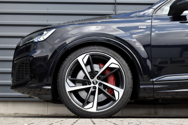 Audi Q7 60 TFSI e Quattro 462pk Competition | Panorama | 22'' Wielen | Matrix | Keyless entry | Camera |