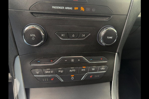 Ford Galaxy 1.5 EcoBoost Titanium - 7 Personen - Navigatie I Airco I LED I PDC & Camera I Veiligheid Pakket I Dealer onderhouden