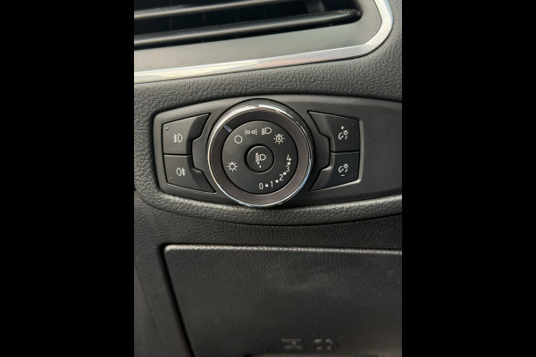 Ford Galaxy 1.5 EcoBoost Titanium - 7 Personen - Navigatie I Airco I LED I PDC & Camera I Veiligheid Pakket I Dealer onderhouden