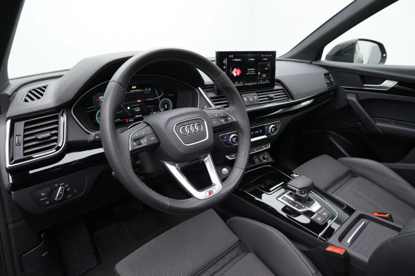 Audi Q5 50 TFSI e S edition S-Line | Panoramadak | Adaptive Cruise Control | Stoelverwarming | Ambiance Verlichting | Camera | Navigatie | Apple Carplay | Keyless |