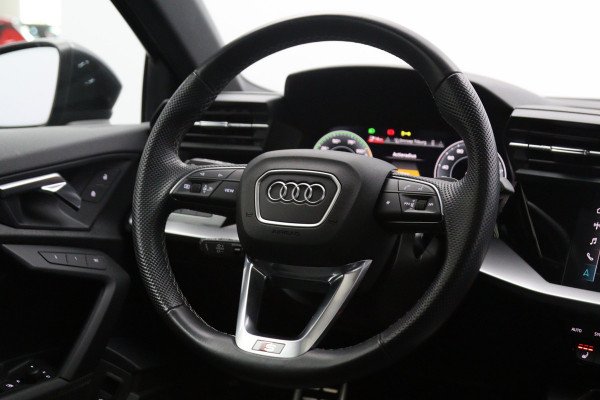 Audi A3 Sportback 40 TFSI e S-Line edition Competition, Panoramadak, Adap. Cruise Control, Camera