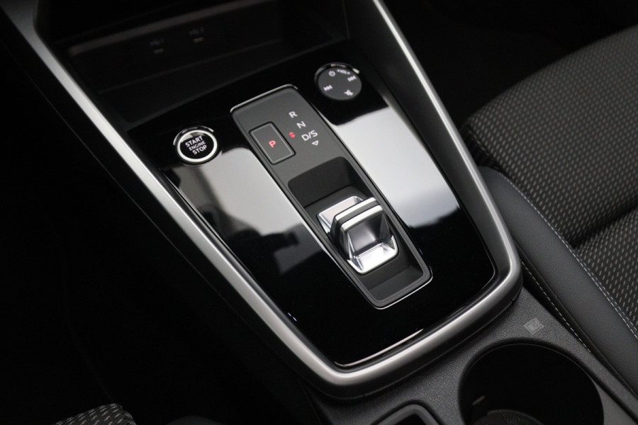 Audi A3 Sportback 40 TFSI e S-Line edition Competition, Panoramadak, Adap. Cruise Control, Camera