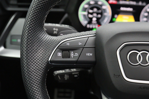 Audi A3 Sportback 40 TFSI e S-Line edition Competition, Panoramadak, Adap. Cruise Control, Camera