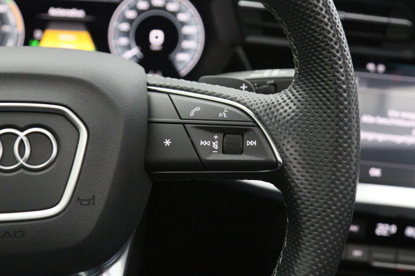 Audi A3 Sportback 40 TFSI e S-Line edition Competition, Panoramadak, Adap. Cruise Control, Camera