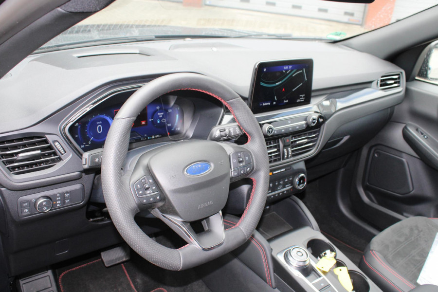 Ford Kuga 2.5 PHEV ST Line X 225 PK | 27.000 KM | Wegklapbare Trekhaak | Winter Pack | Driver Assistance Pack | Camera | Adaptieve Cruise Control