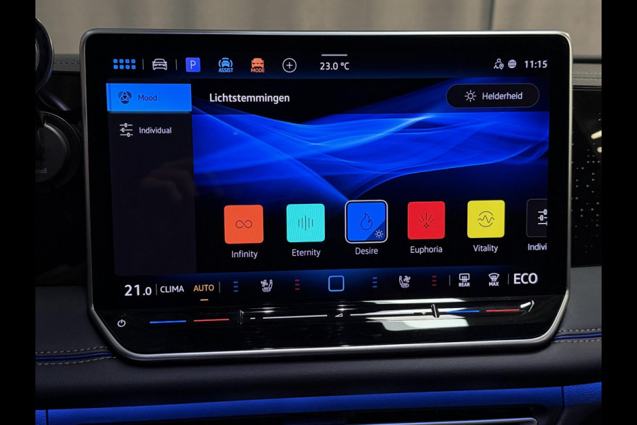 Volkswagen Tiguan 1.5 eHybrid R-Line Black Style 272pk 20"/VOL Leder + memory/Trekhaak/Harman Kardon/Stuur + stoelverwarming + koeling/Matrix LED/Dodehoek/Head-up