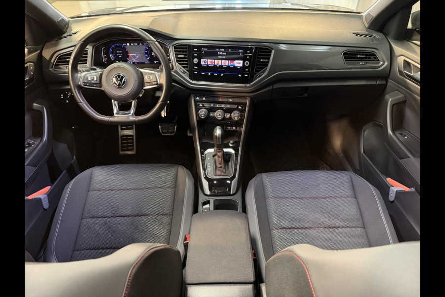 Volkswagen T-Roc 1.5 TSI Sport Business R 19"/Panoramadak/Trekhaak/Dodehoek/Camera/Adaptieve cruise/Apple Carplay & Android Auto/Camera/PDC v+a