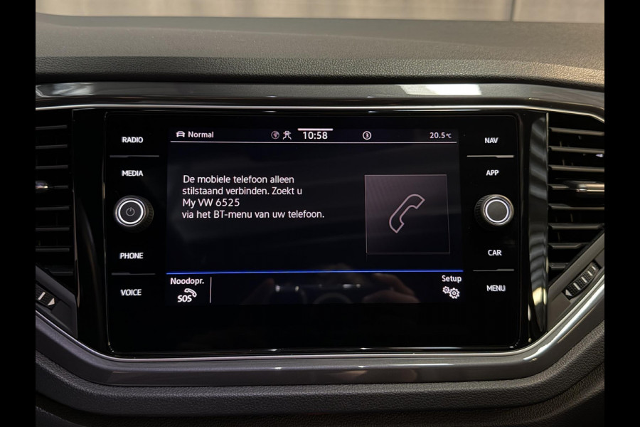 Volkswagen T-Roc 1.5 TSI Sport Business R 19"/Panoramadak/Trekhaak/Dodehoek/Camera/Adaptieve cruise/Apple Carplay & Android Auto/Camera/PDC v+a