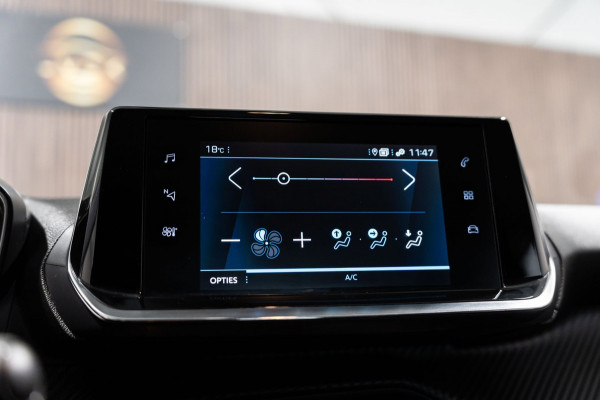 Peugeot 2008 1.2 PureTech Active NAVI PDC