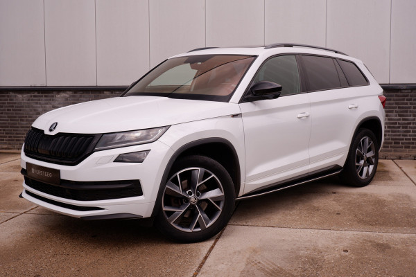 Škoda Kodiaq 1.5 TSI Sportline Business 7p. | Pano | Elek. Trekhaak | Carplay | Memory | Sfeerverlicht. | LED