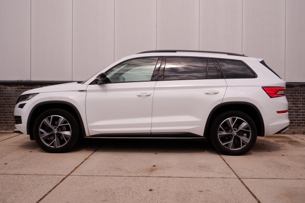 Škoda Kodiaq 1.5 TSI Sportline Business 7p. | Pano | Elek. Trekhaak | Carplay | Memory | Sfeerverlicht. | LED