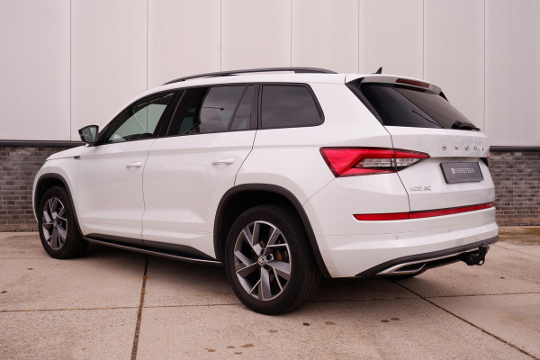 Škoda Kodiaq 1.5 TSI Sportline Business 7p. | Pano | Elek. Trekhaak | Carplay | Memory | Sfeerverlicht. | LED