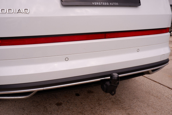 Škoda Kodiaq 1.5 TSI Sportline Business 7p. | Pano | Elek. Trekhaak | Carplay | Memory | Sfeerverlicht. | LED