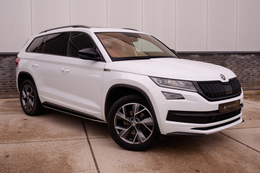 Škoda Kodiaq 1.5 TSI Sportline Business 7p. | Pano | Elek. Trekhaak | Carplay | Memory | Sfeerverlicht. | LED