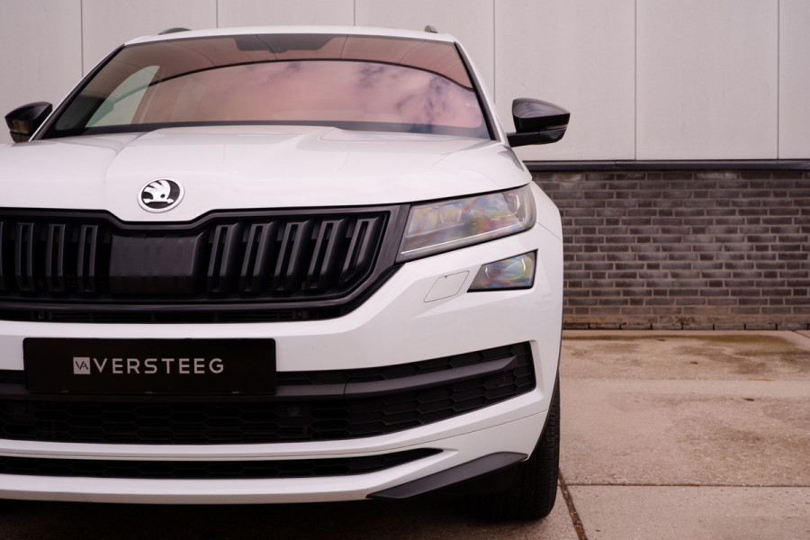 Škoda Kodiaq 1.5 TSI Sportline Business 7p. | Pano | Elek. Trekhaak | Carplay | Memory | Sfeerverlicht. | LED