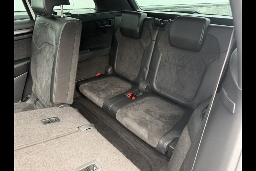 Škoda Kodiaq 1.5 TSI Sportline Business 7p. | Pano | Elek. Trekhaak | Carplay | Memory | Sfeerverlicht. | LED