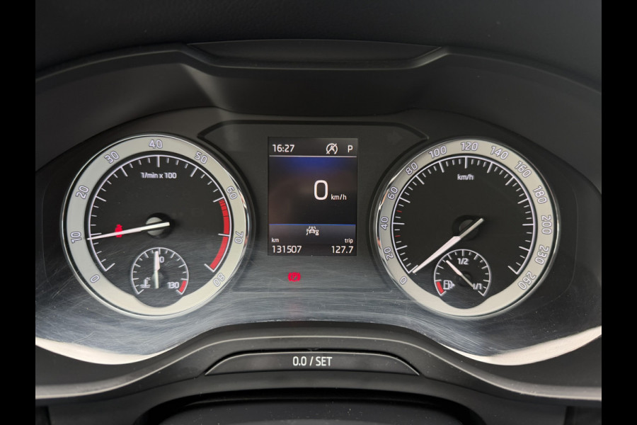 Škoda Kodiaq 1.5 TSI Sportline Business 7p. | Pano | Elek. Trekhaak | Carplay | Memory | Sfeerverlicht. | LED