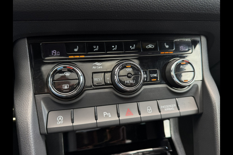 Škoda Kodiaq 1.5 TSI Sportline Business 7p. | Pano | Elek. Trekhaak | Carplay | Memory | Sfeerverlicht. | LED