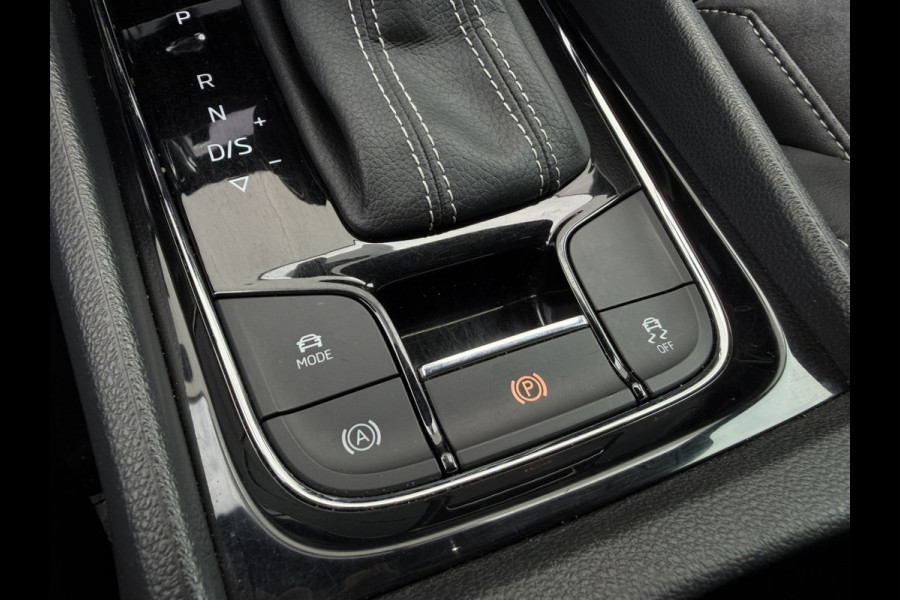 Škoda Kodiaq 1.5 TSI Sportline Business 7p. | Pano | Elek. Trekhaak | Carplay | Memory | Sfeerverlicht. | LED