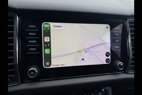 Škoda Kodiaq 1.5 TSI Sportline Business 7p. | Pano | Elek. Trekhaak | Carplay | Memory | Sfeerverlicht. | LED