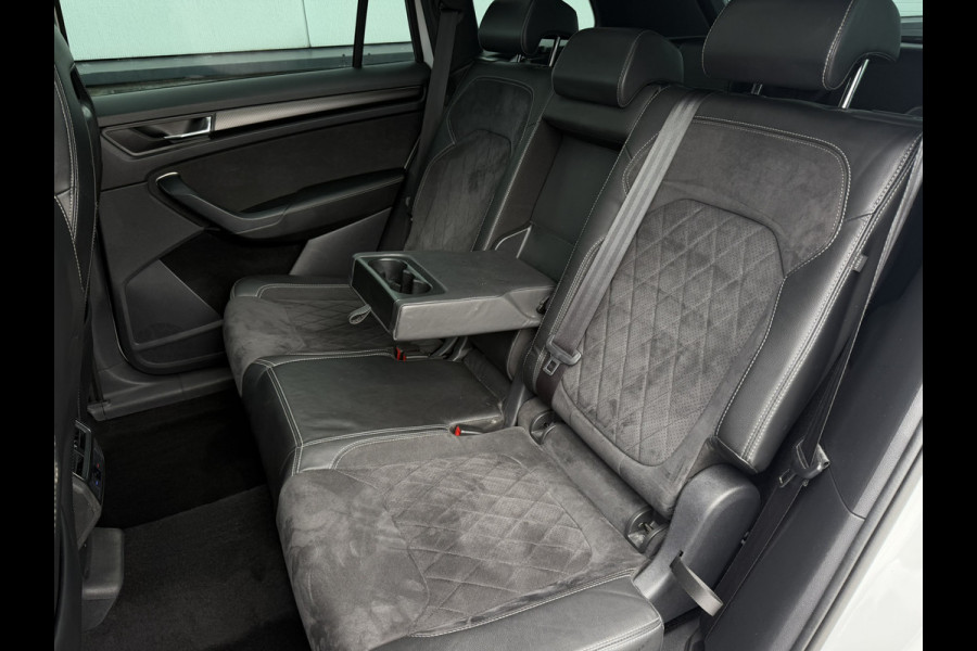 Škoda Kodiaq 1.5 TSI Sportline Business 7p. | Pano | Elek. Trekhaak | Carplay | Memory | Sfeerverlicht. | LED