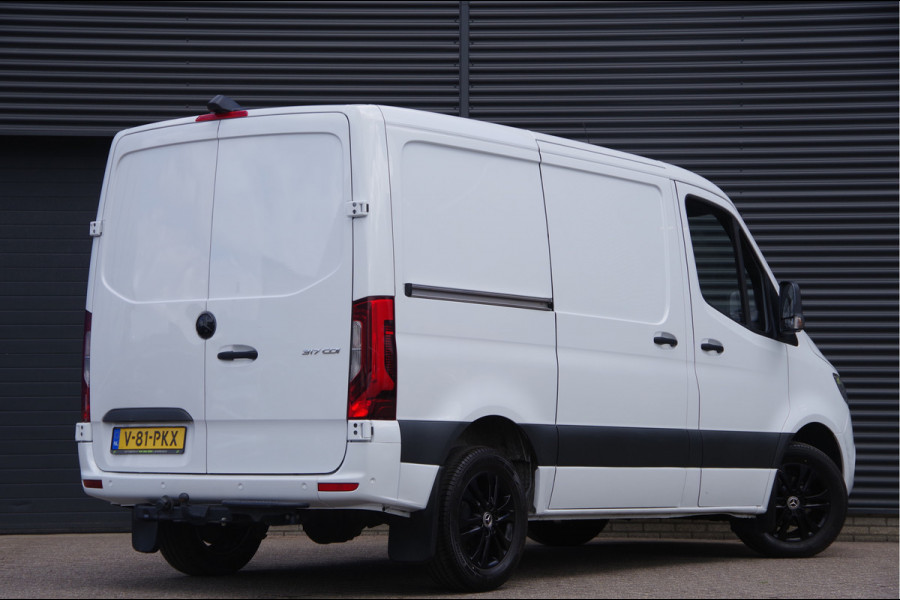 Mercedes-Benz Sprinter 317 1.9 CDI L1H1 RWD AUT. LED, TREKHAAK, LEDER, 360 CAMERA, STANDKACHEL, STOELVERWARMING, LEDER STUUR, CRUISE