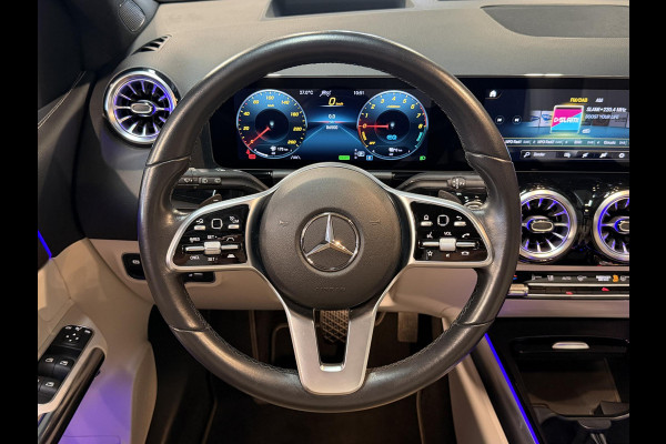 Mercedes-Benz B-Klasse 250 e 17"/Panoramadak/Trekhaak/Head-up/Dodehoek/Adaptieve cruise/Camera/Stoelverwarming/Sfeerverlichting/Apple Carplay & Android Auto