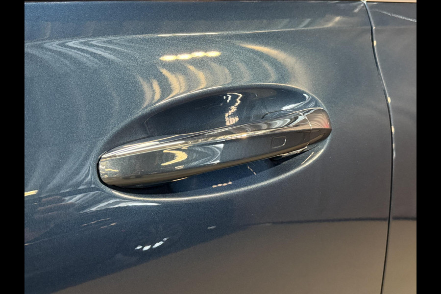 Mercedes-Benz B-Klasse 250 e 17"/Panoramadak/Trekhaak/Head-up/Dodehoek/Adaptieve cruise/Camera/Stoelverwarming/Sfeerverlichting/Apple Carplay & Android Auto