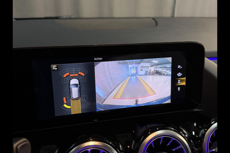 Mercedes-Benz B-Klasse 250 e 17"/Panoramadak/Trekhaak/Head-up/Dodehoek/Adaptieve cruise/Camera/Stoelverwarming/Sfeerverlichting/Apple Carplay & Android Auto