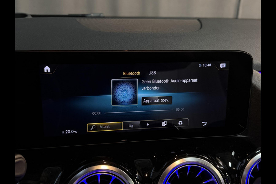 Mercedes-Benz B-Klasse 250 e 17"/Panoramadak/Trekhaak/Head-up/Dodehoek/Adaptieve cruise/Camera/Stoelverwarming/Sfeerverlichting/Apple Carplay & Android Auto