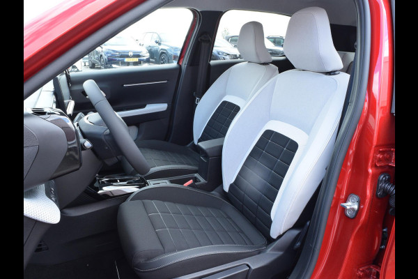 Citroën C3 1.2 Hybrid 110pk Max | NAVI | APPLE CARPLAY | PARKEERSENSOREN MET CAMERA | CLIMATE CONTROL | 17" LICHTMETALEN VELGEN