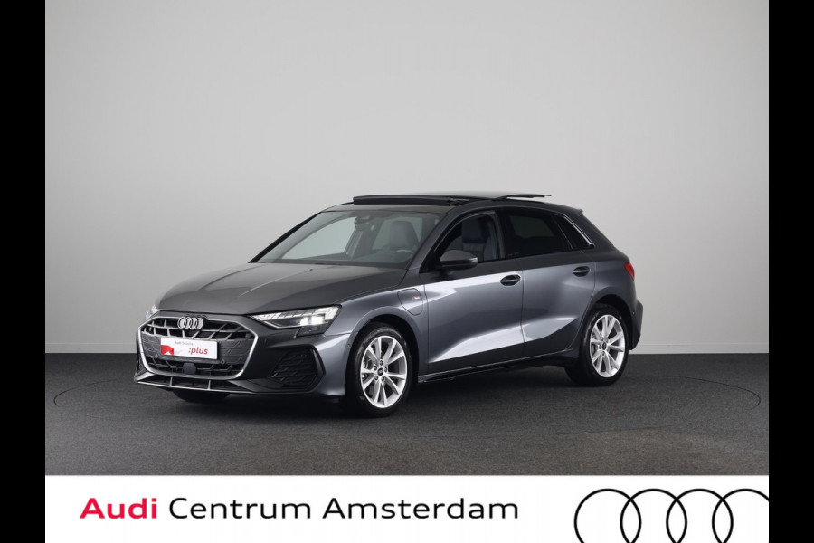 Audi A3 Sportback 40 TFSI e S edition 204 pk S-tronic | Verlengde garantie | Navigatie | Panoramadak | Parkeersensoren (Park assist) | Achteruitrijcamera | S-Line |