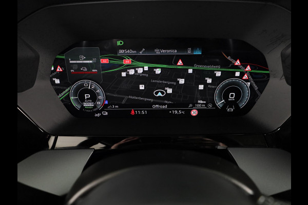 Audi A3 Sportback 40 TFSI e S edition 204 pk S-tronic | Verlengde garantie | Navigatie | Panoramadak | Parkeersensoren (Park assist) | Achteruitrijcamera | S-Line |