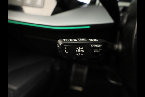 Audi A3 Sportback 40 TFSI e S edition 204 pk S-tronic | Verlengde garantie | Navigatie | Panoramadak | Parkeersensoren (Park assist) | Achteruitrijcamera | S-Line |