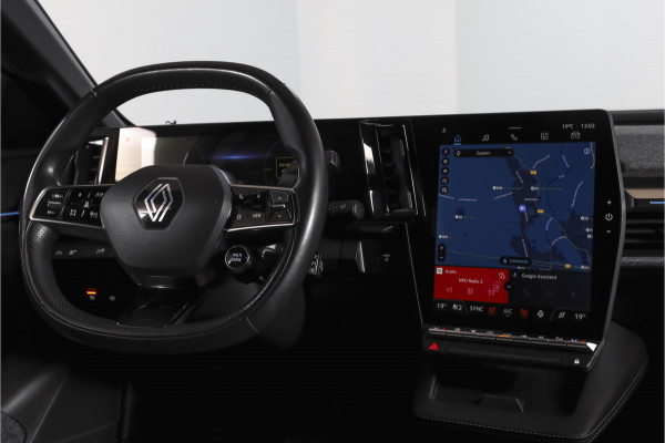 Renault Mégane E-Tech EV60 Optimum Charge Techno | Dig.Cockpit | Adapt.Cruise | Stoel-+Stuurverw. | 360 camera | NAV+App.Connect | Auto. Airco | Trekhaak | LM 20" |
