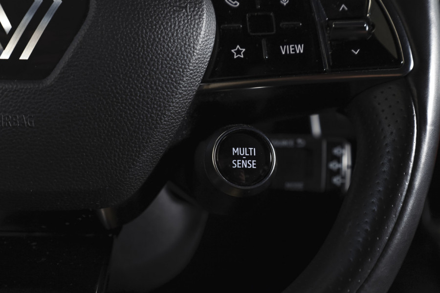 Renault Mégane E-Tech EV60 Optimum Charge Techno | Dig.Cockpit | Adapt.Cruise | Stoel-+Stuurverw. | 360 camera | NAV+App.Connect | Auto. Airco | Trekhaak | LM 20" |