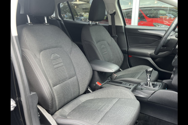 Ford FOCUS Wagon 1.0 EcoBoost Active Business 125pk/92kW 6-bak | Trekhaak |