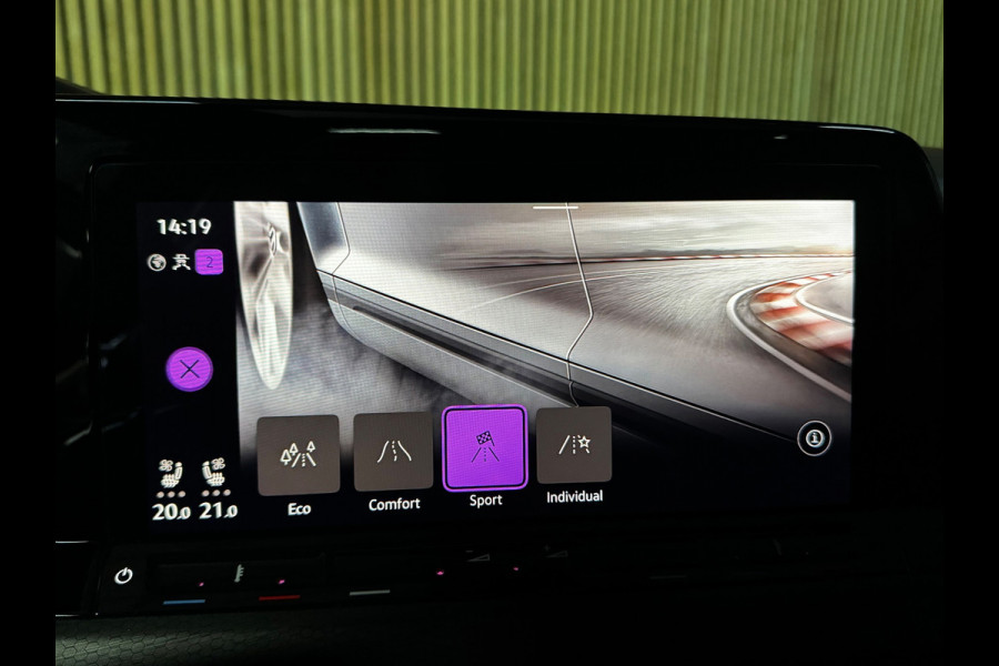 Volkswagen Golf 2.0 TSI GTI PANO|H&K|STOEL VENTILATIE & VERWARMING|MATRIX|MEMORY|LEDER|ACC|AMBIENT|19 INCH