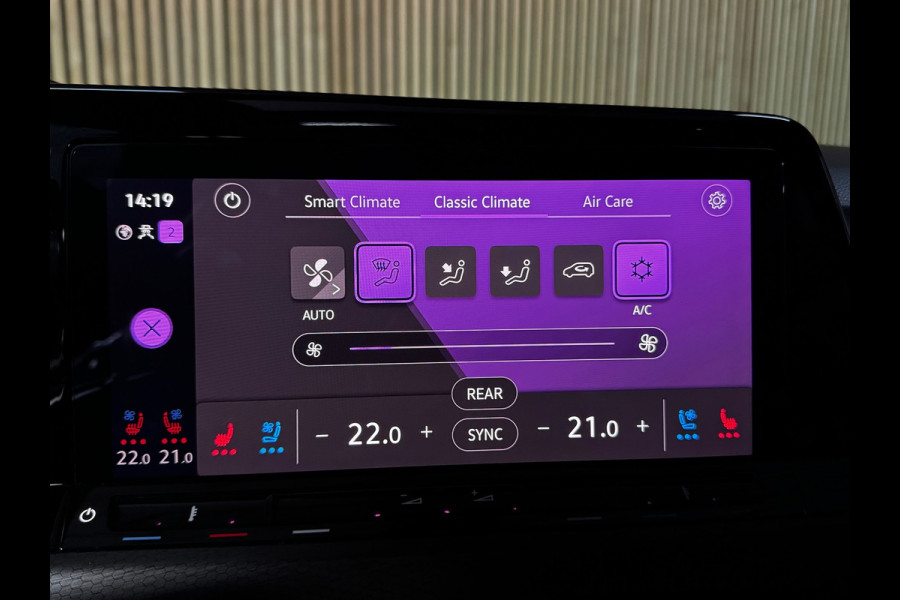 Volkswagen Golf 2.0 TSI GTI PANO|H&K|STOEL VENTILATIE & VERWARMING|MATRIX|MEMORY|LEDER|ACC|AMBIENT|19 INCH