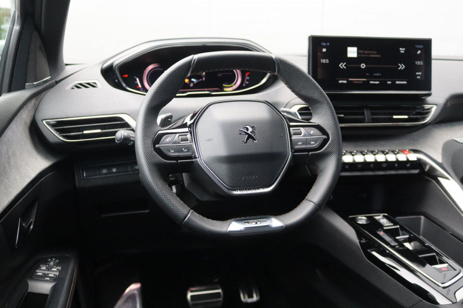 Peugeot 5008 1.2 Hybrid 136PK Automaat GT 7-pers/Leder/Memory-stoel/Camera/Stoelverwarming